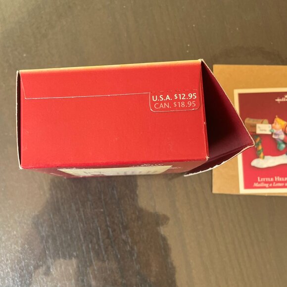 PRISTINE: Hallmark 2005 "LITTLE HELPERS" MAILING A LETTER TO SANTA Keepsake - Picture 4 of 4